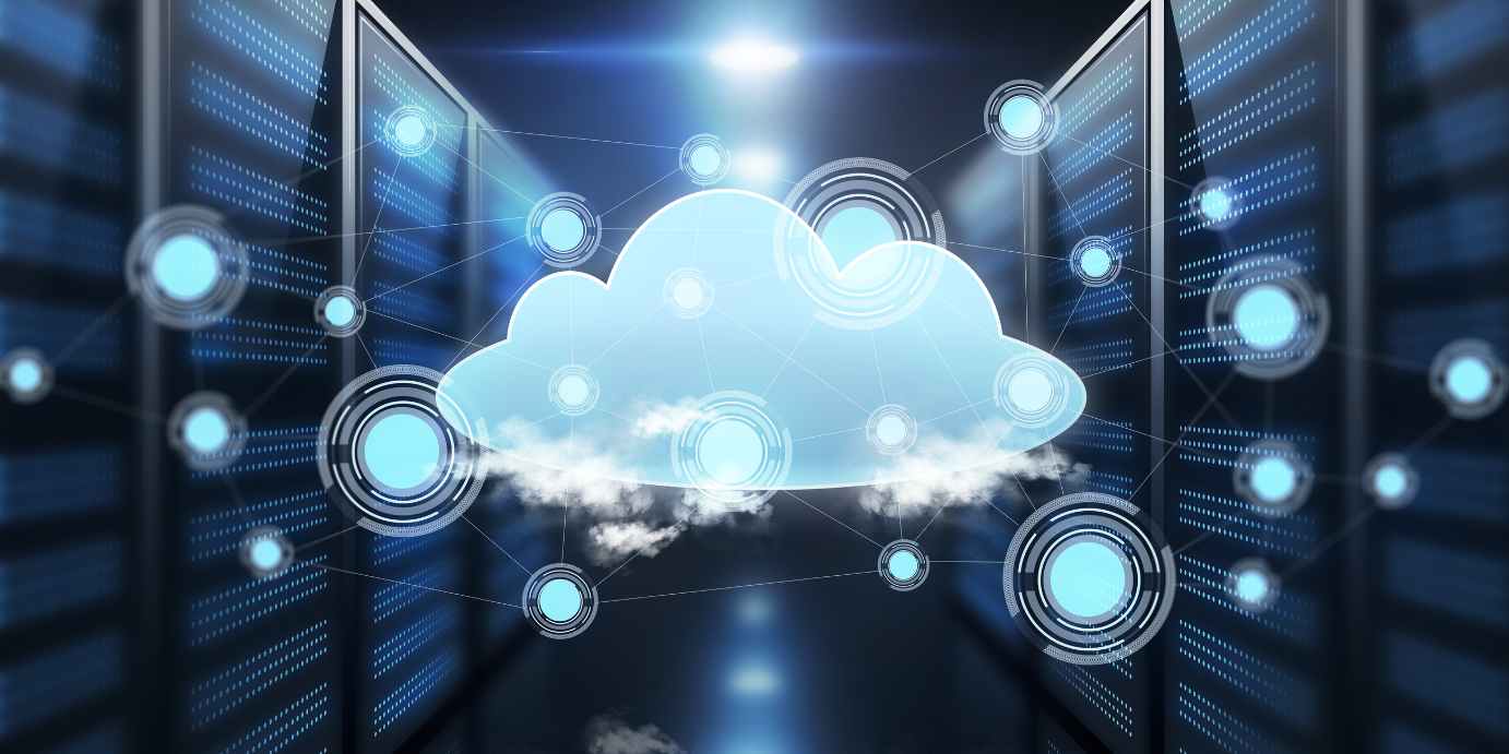 Icono de nube y conexiones, representando la virtualización
